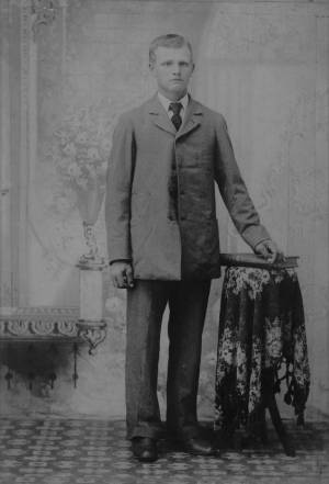 Urban
                              Skroch